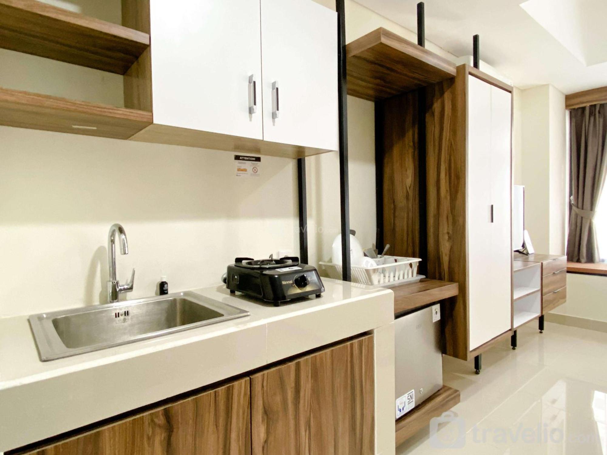 Homey And Cozy Stay Studio Room Pollux Chadstone Apartment By Travelio Cikarang Extérieur photo